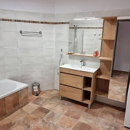 T2 60m2 Classe 5 Etoiles, Quartier Des Peintres, Plages Et Centre A Pied, Parking Prive * Collioure